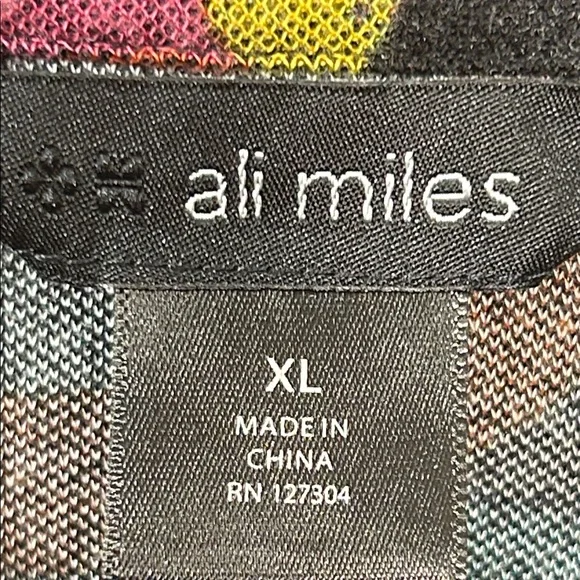 Ali Miles Colorful Geometric Button-Down Tunic - Picture 2 of 6